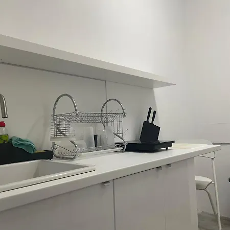 L83 - And Penzion Lisboa